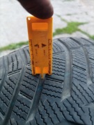 2 Opony zimowe 235/35/R19