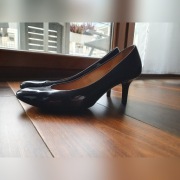 Buty na obcasie Tod's