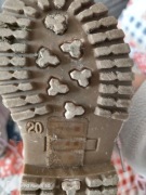 Sprzedam buty dla dziewczynki 