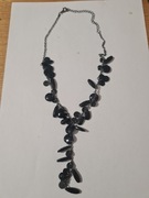 Bardzo ładny ciekawy elegancki czarny naszyjnik z dawnych lat 