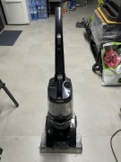 Odkurzacz do prania dywanów tapicerki itp.