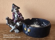 Popielniczka ceramiczna holenderska kolekcjonerska pirat XXw.