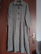 sukienka w kratkę