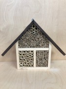 Hotel domek ul budka dla owadów pszczół murarek