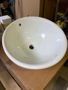 Umywalka nablatowa Roca BOL okrągła | Powłoka MaxiClean | NOWA