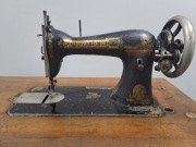 Sprzedam zabytkową maszynę do szycia
