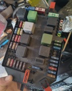 Mercedes klasa S W221 sprzedam przekaźniki - całość ze zdjęcia 