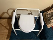 Krzesełko toaletowe 