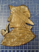 Góral z fajką stara zawieszka rzeźba