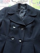 Sprzedam damski płaszcz koloru czarnego