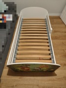 Łóżko dziecięce 160x80 + materac piankowy - używane, stan dobry