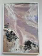 Obraz strukturalny 3D z żywicy 30x42cm  – ręcznie wykonany, rama alu biała