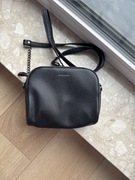 Czarna torebka House Brand – listonoszka na łańcuszku