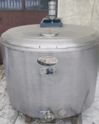 Tank na wodę płyny mleko 1250l z mieszadłem schładzalnik