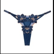 Stringi damskie śliczne i seksowne 