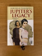 Jupiter's Legacy tom 1 Dziedzictwo Jowisza Mucha Comics