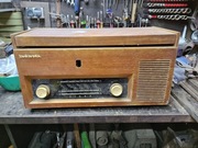 Stare radio z gramofonem Barkarola 6223