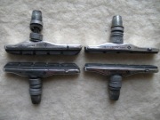 KLOCKI HAMULCOWE ROWEROWE V-BRAKE MTB wymienne okładziny , 4 sztuki.