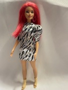 Lalka Barbie Fashionistas GRB56 modna przyjaciolka 