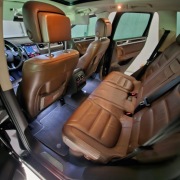 VW Touareg 2 7P silnik CKD CKDA 4.2TDI - w aucie