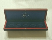 Leuchtturm - Luksusowe etui Volterra na 5 monet o średnicy 32mm (2015)