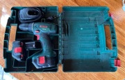 Wkrętarka Bosch PSR 12 | Zestaw z walizką i 2x akumulator (Słabe baterie)