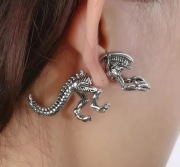 Kolczyk Srebrny Alien Obcy 