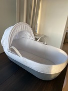 JAK NOWY Kosz Mojżesza z budką Shnuggle