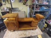 Naprawa mebli i stolarki drewnianej renowacja