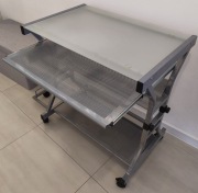 Biurko komputerowe metal szkło