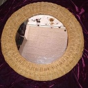 Okrągłe lustro w wiklinowej ramie, Vintage