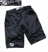 Royal świetne szorty rowerowe z władką r.L