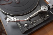Gramofon Technics SL-23