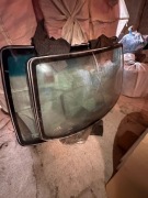 Szyba tył tylna Audi 100 C3 oryginał 