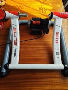 Trenażer Elite Aleno Zwift 
