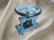 Narzędzia jubilerskie, Prasa śrubowa małe gabaryty i waga