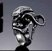 Pierścień Sygnet Alien Obcy 