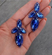 Kolczyki w kolorze niebieskim chabrowe cyrkonie i kryształki