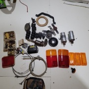 FIAT 126p,  Maluch części 