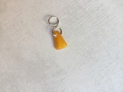 wisiorek z bursztynem