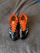 Buty sportowe Adidas typu korki