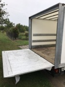 Transport Przewóz rzeczy auto z windą