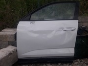 Q3 83a sportback drzwi kompletne 24r