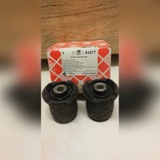 PODUSZKA TYLNIEJ BELKI BMW E36