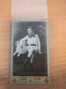 Fotografia Portret chłopca z psem  M. Fishman Mohylew Kresy  10,5 x 6,5 cm