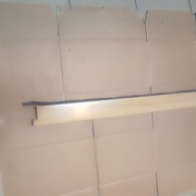 Próg drewniany  do drzwi panelowych wymiar 100 cm tzw;wsuwany 