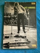 ZESTAW CZASOPISM JAZZOWYCH - 17 egzemplarzy .