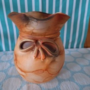 Wazon ceramiczny z kokardką 
