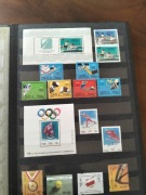 Album ze znaczkami pocztowymi Polska PRL SPORT kolekcja filatelistyczna