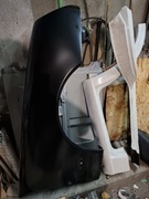 Mercedes w210 Nowy błotnik prawy przed lift bez otworu na kierunkowskaz 